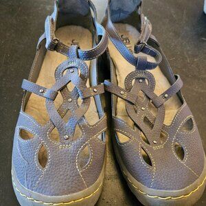 Women's' gray sandals